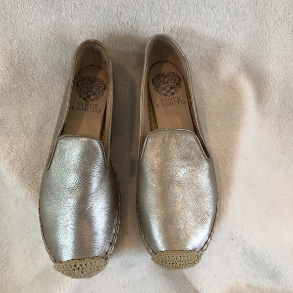 Slide-on silver espadrille flats NEW! - Picture 2 of 5